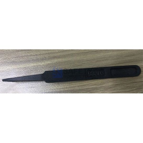 93303 mengambil pinset ESD